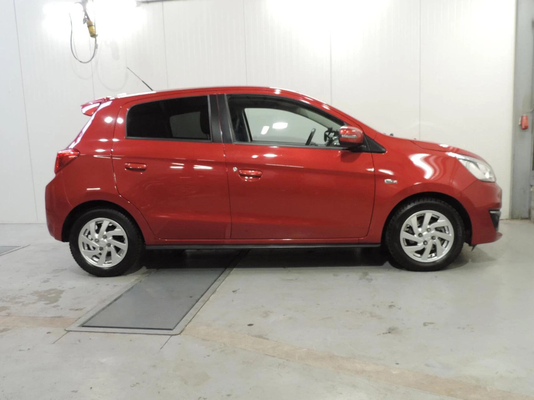 Hoofdafbeelding Mitsubishi Space Star