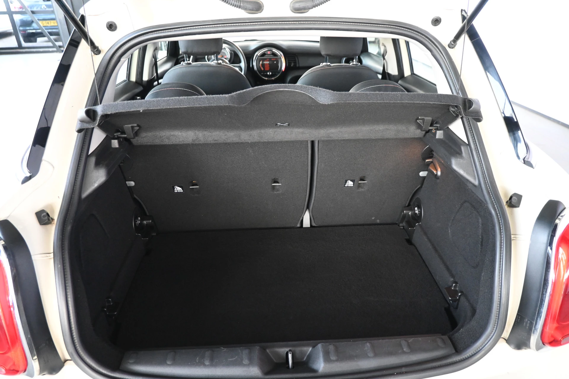 Hoofdafbeelding MINI One