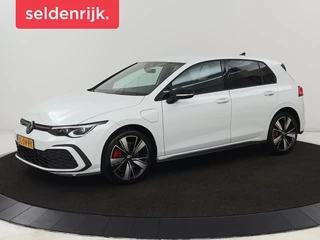 Volkswagen Golf 1.4 eHybrid GTE | Stoelverwarming | Camera |  Adaptive cruise | Sfeerverlichting | Navigatie | Sportstoelen | Full LED | Climate control | Parkeerhulp | PHEV | Plug In