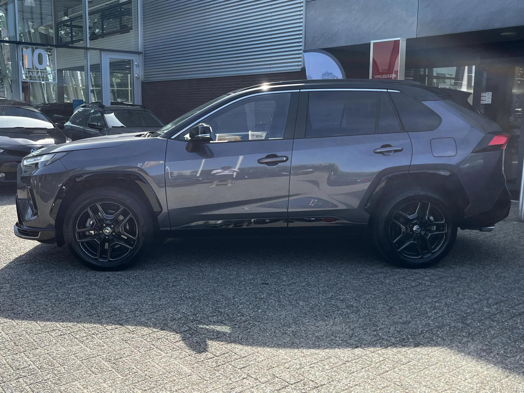 Hoofdafbeelding Toyota RAV4