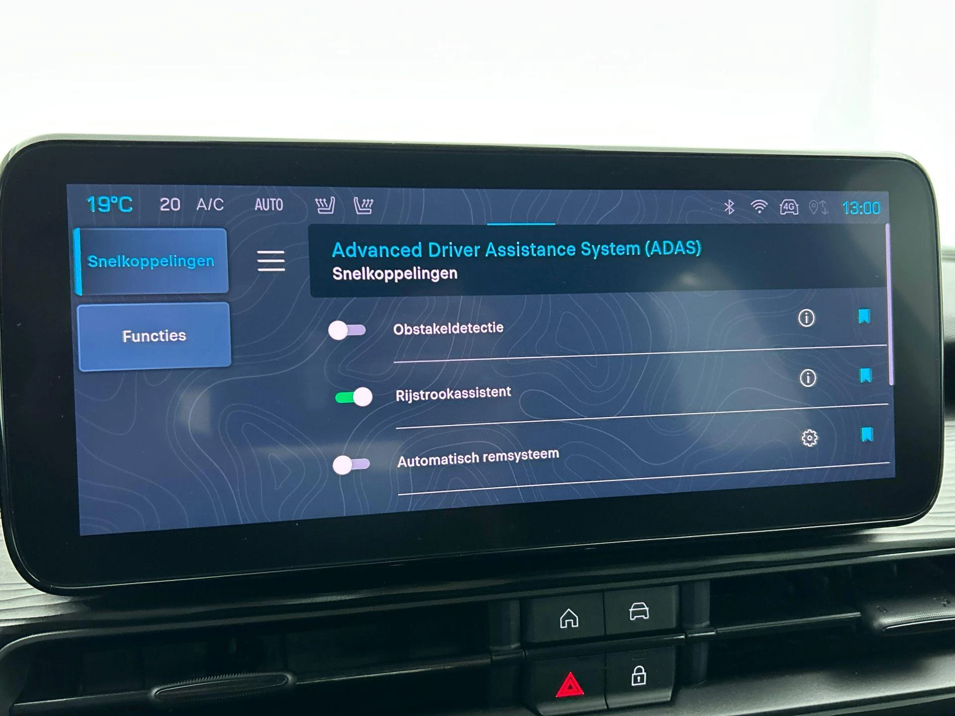 Hoofdafbeelding Jeep Avenger