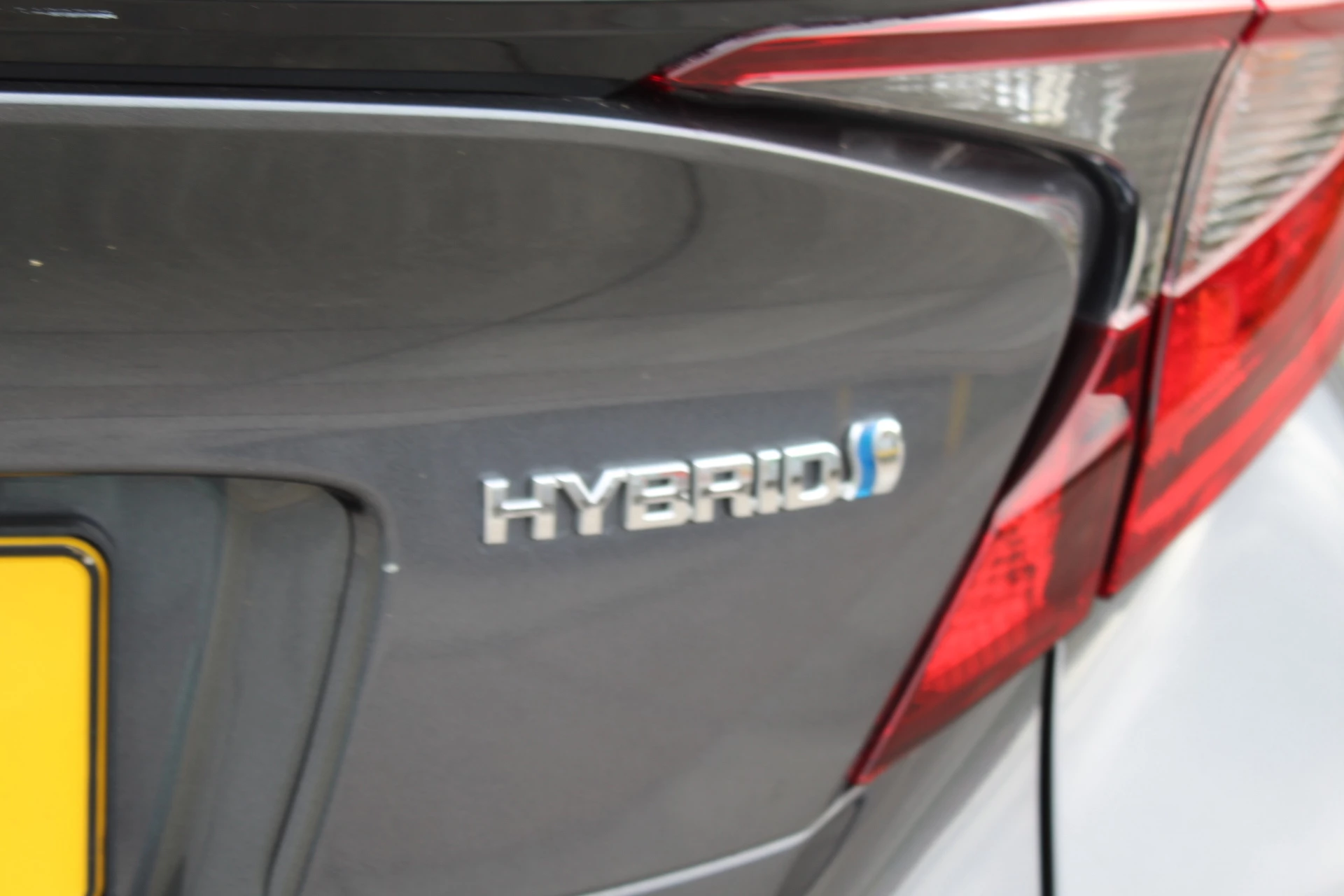 Hoofdafbeelding Toyota C-HR