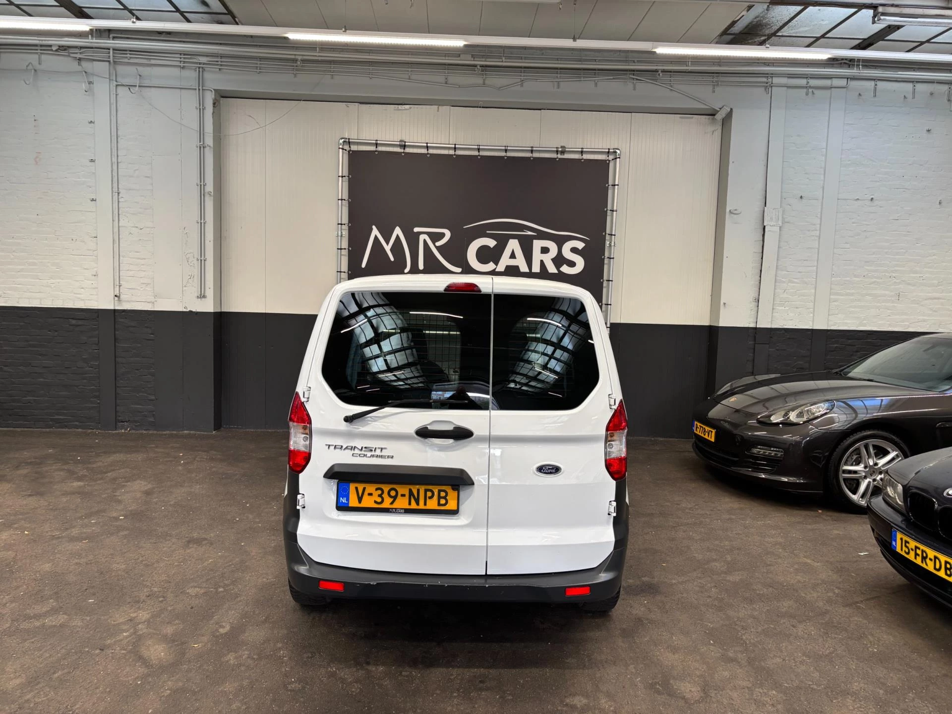 Hoofdafbeelding Ford Transit Courier