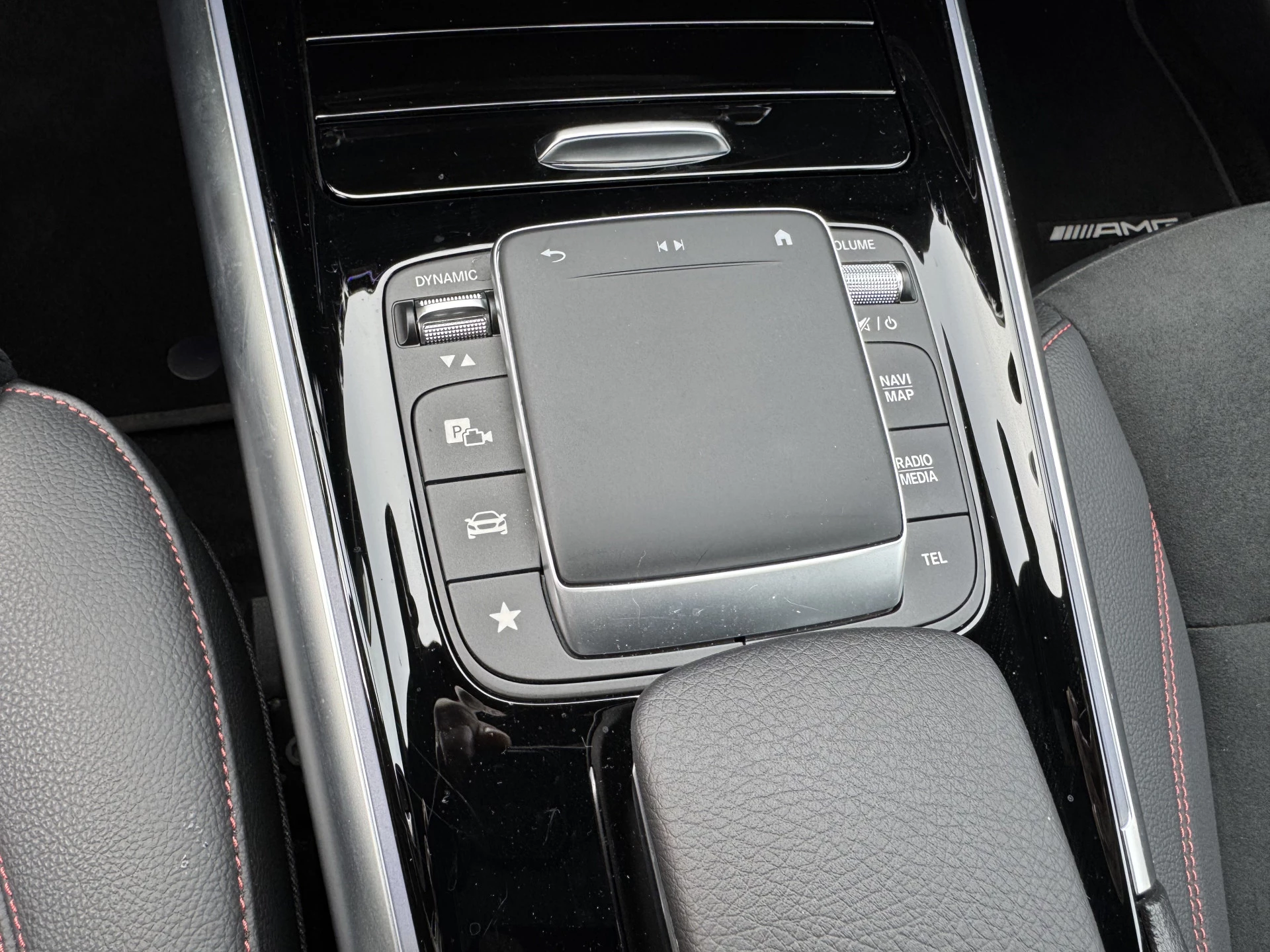 Hoofdafbeelding Mercedes-Benz EQA