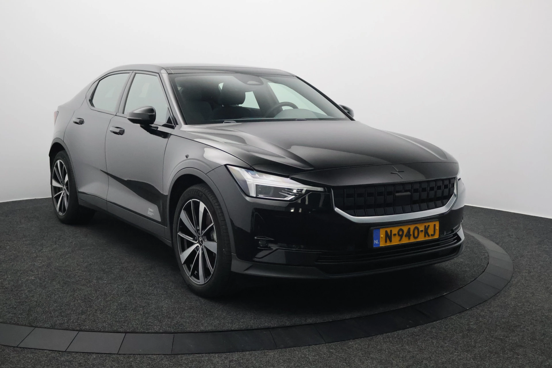 Hoofdafbeelding Polestar 2