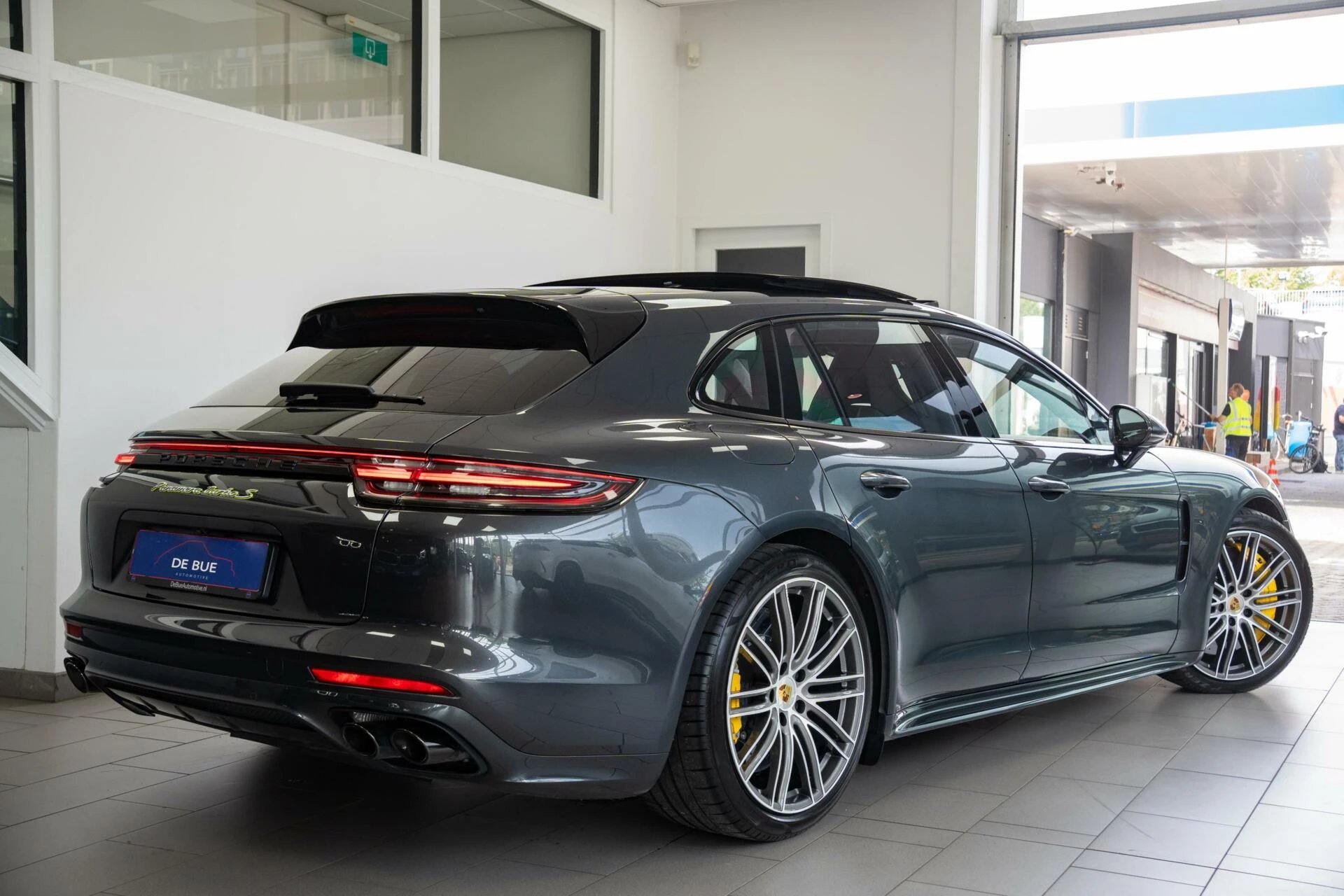 Hoofdafbeelding Porsche Panamera