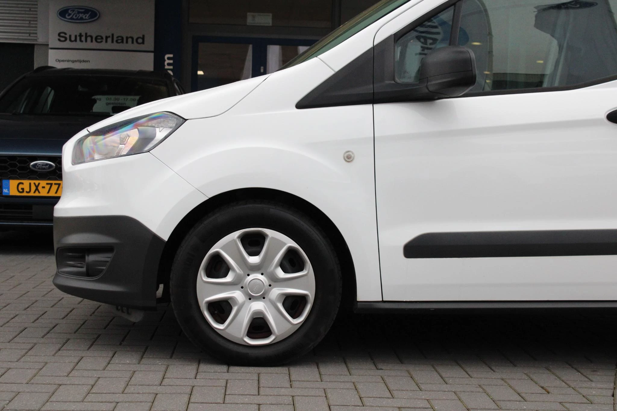 Hoofdafbeelding Ford Transit Courier