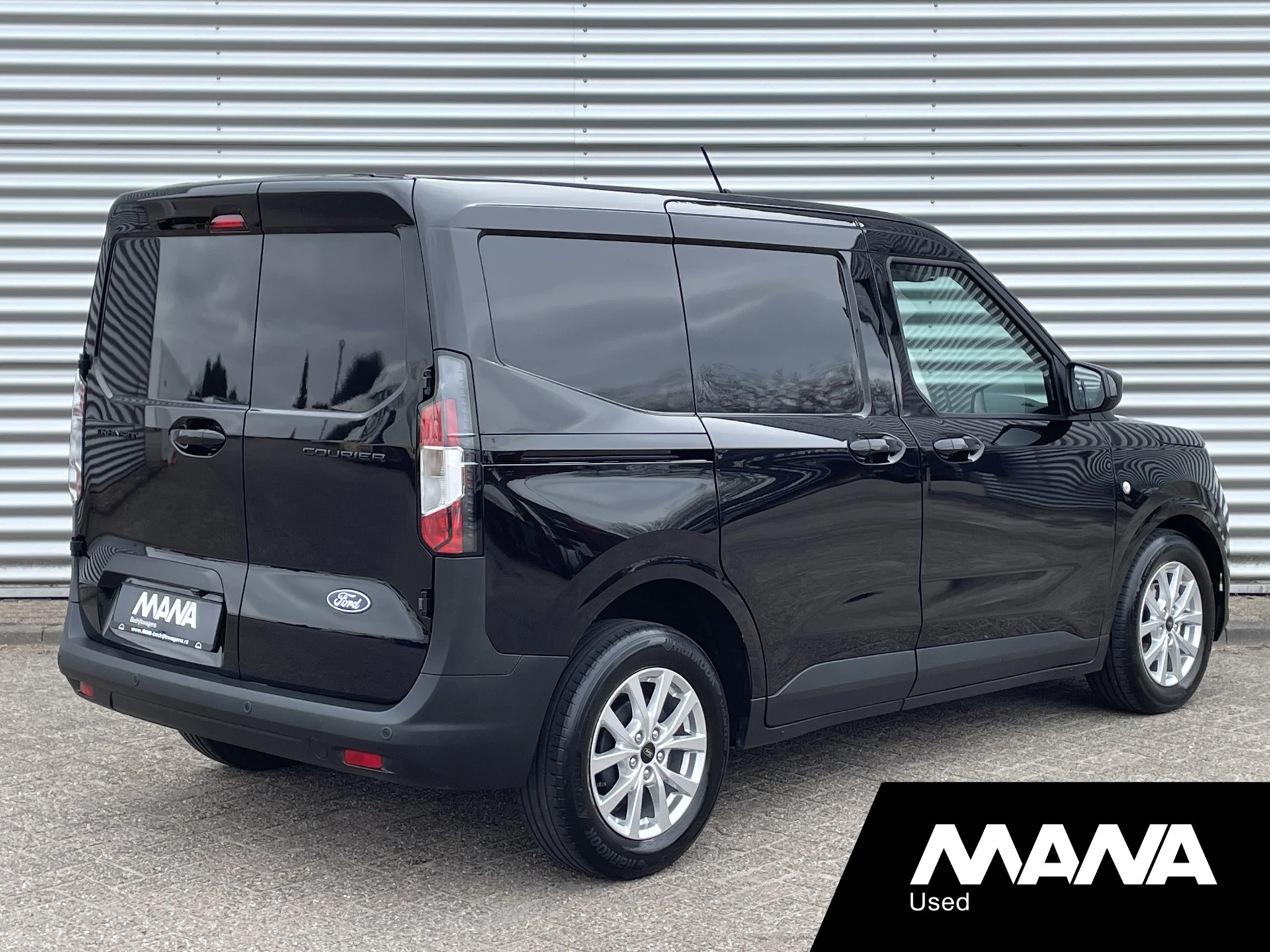 Hoofdafbeelding Ford Transit Courier