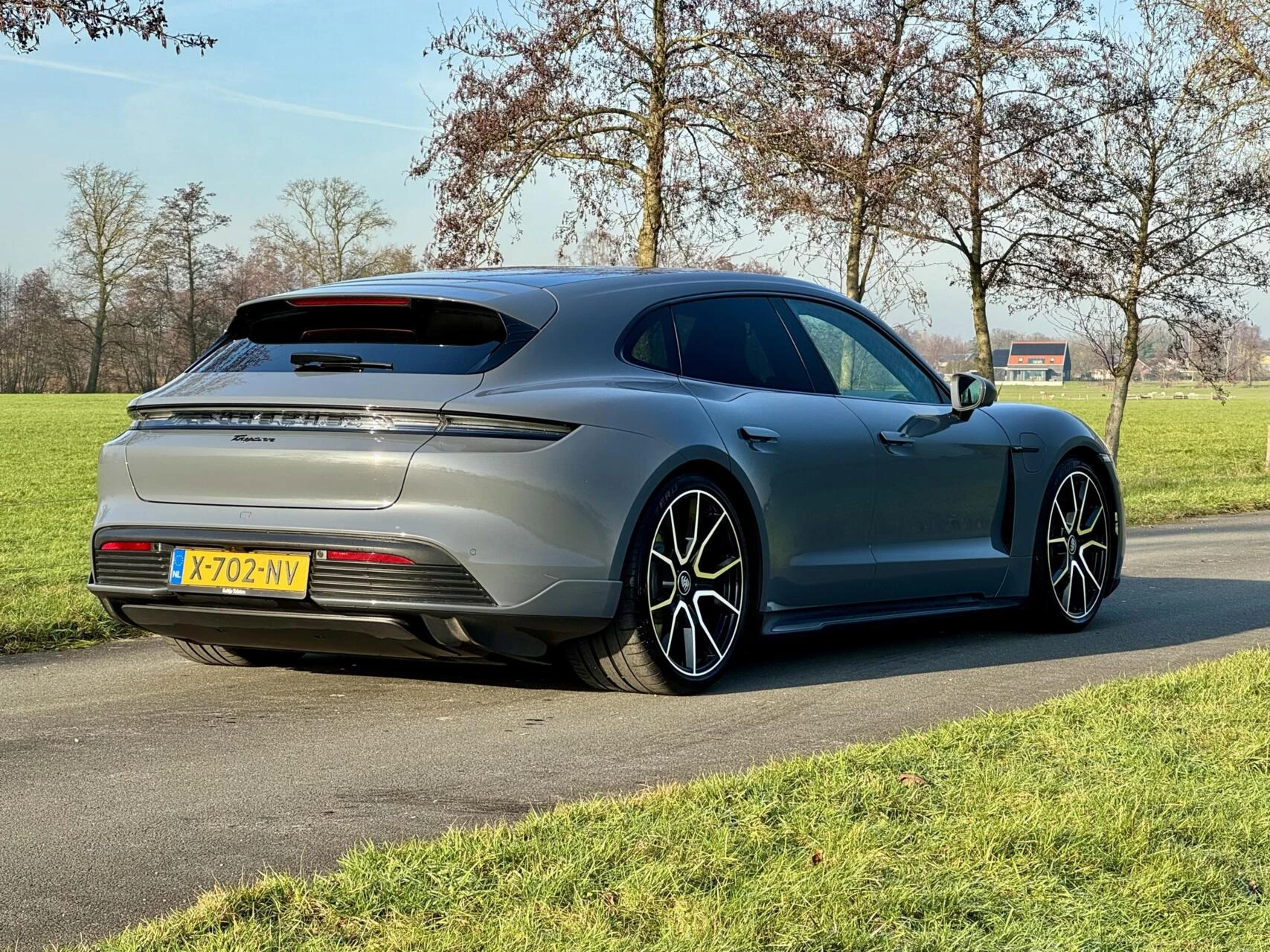 Hoofdafbeelding Porsche Taycan