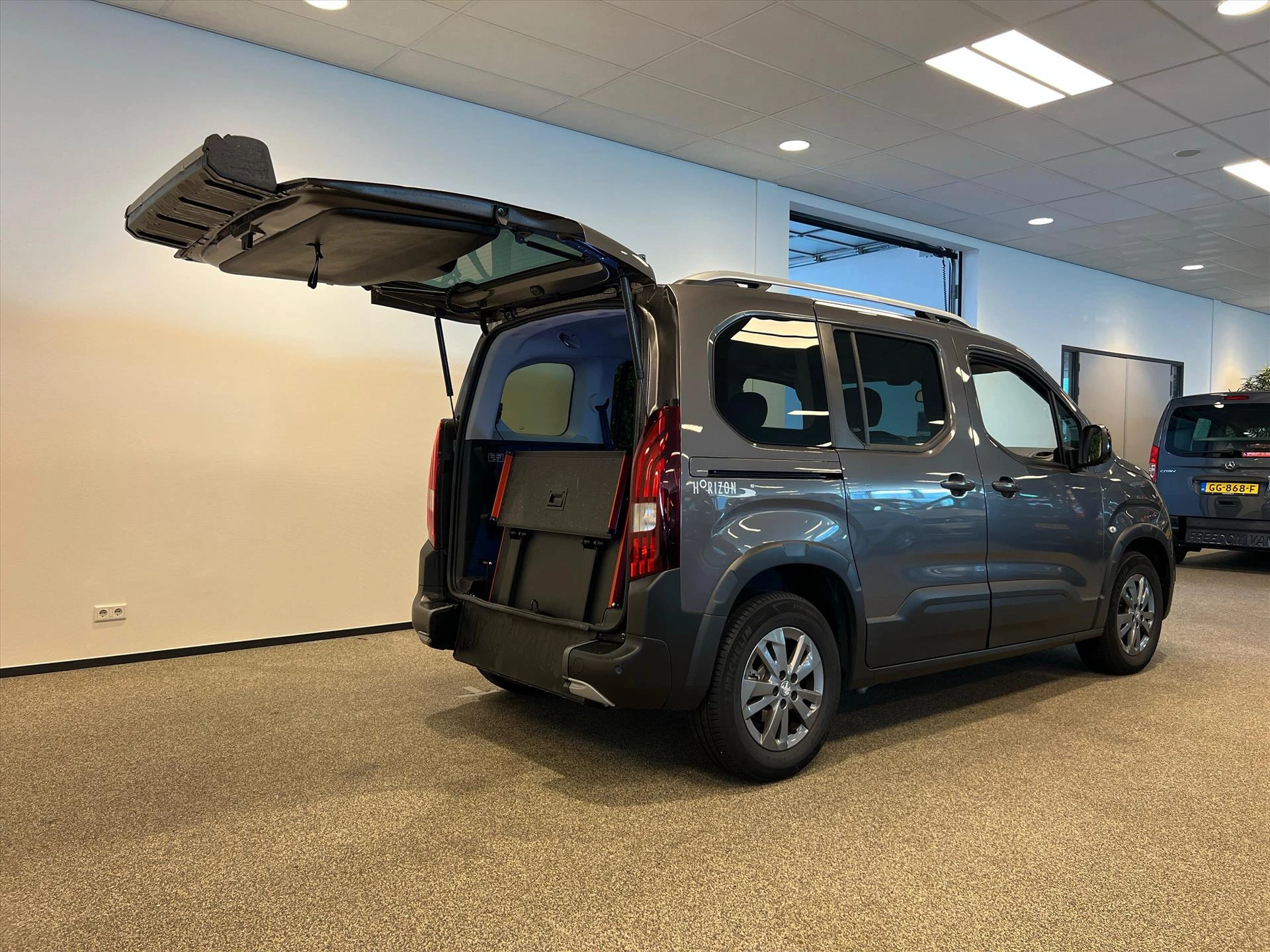 Hoofdafbeelding Peugeot Rifter