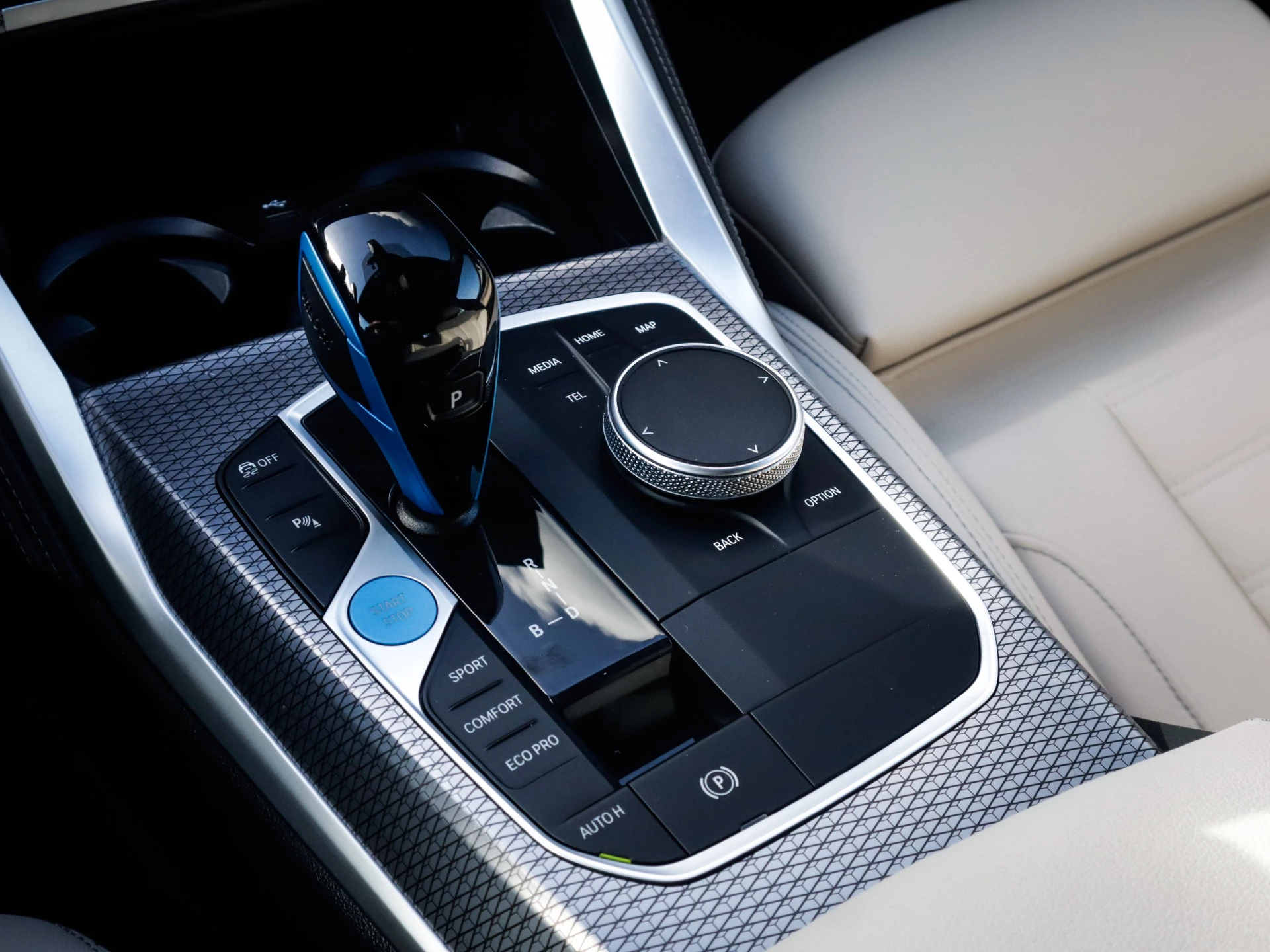 Hoofdafbeelding BMW i4