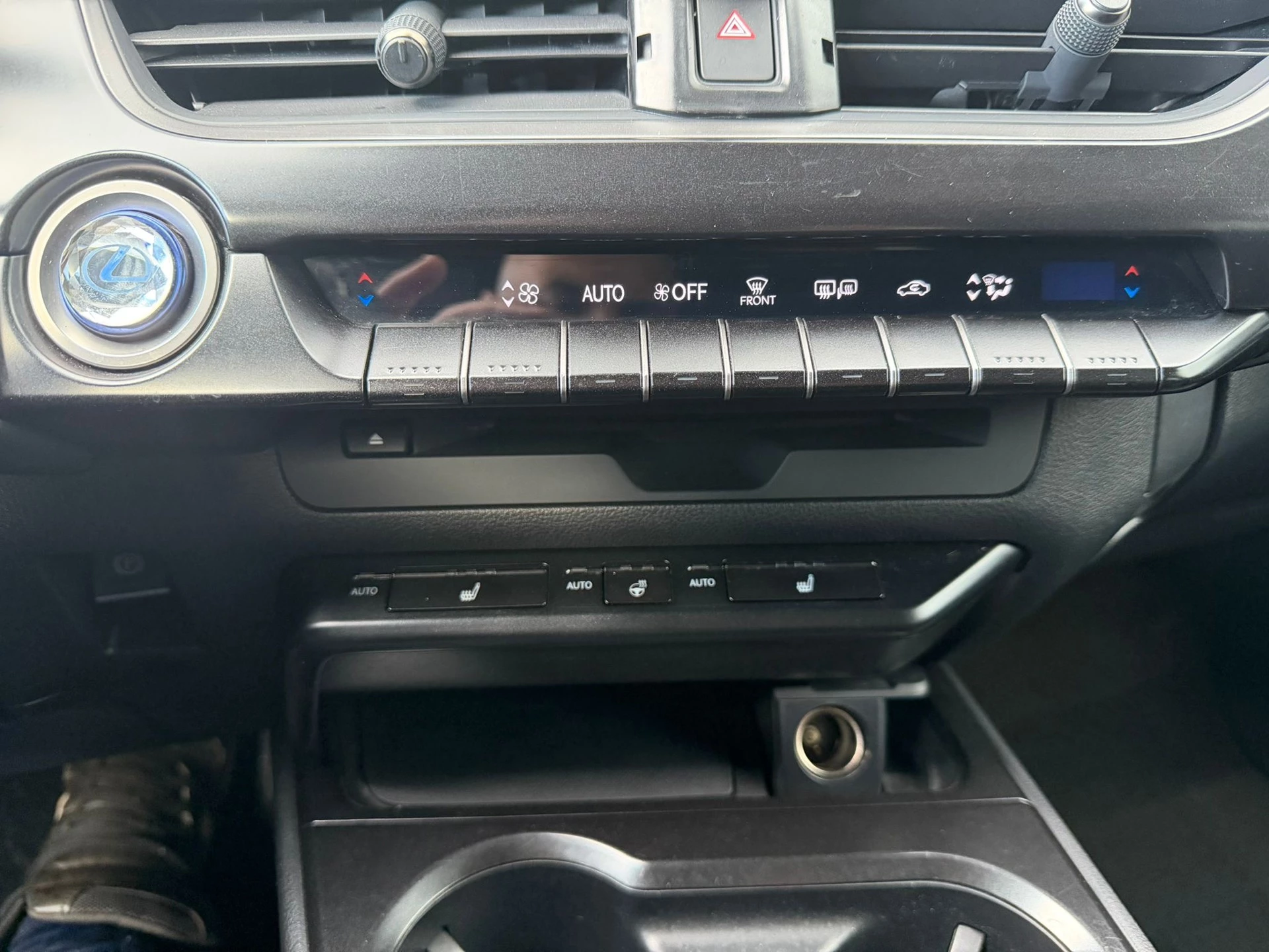 Hoofdafbeelding Lexus UX
