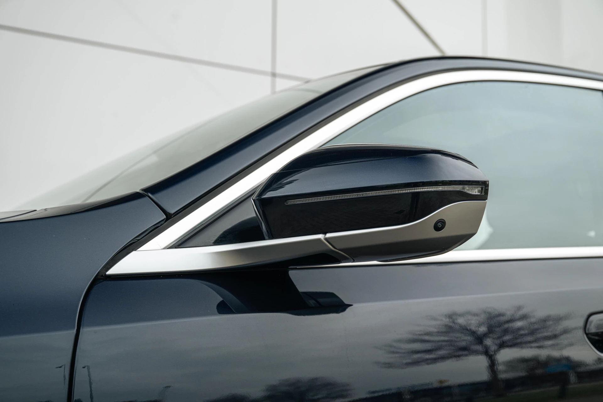 Hoofdafbeelding BMW i5