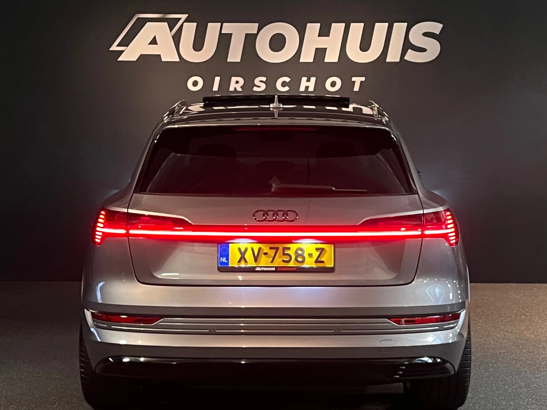Hoofdafbeelding Audi e-tron