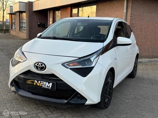 Toyota Aygo 1.0 VVT-i x-clusiv|NAP