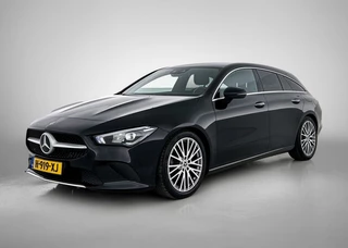 Mercedes-Benz CLA-klasse Shooting Brake 180 Business Solution Luxury (SFEERVERLICHTING, TREKHAAK AFNEEMBAAR, CAMERA, 1e EIGENAAR)