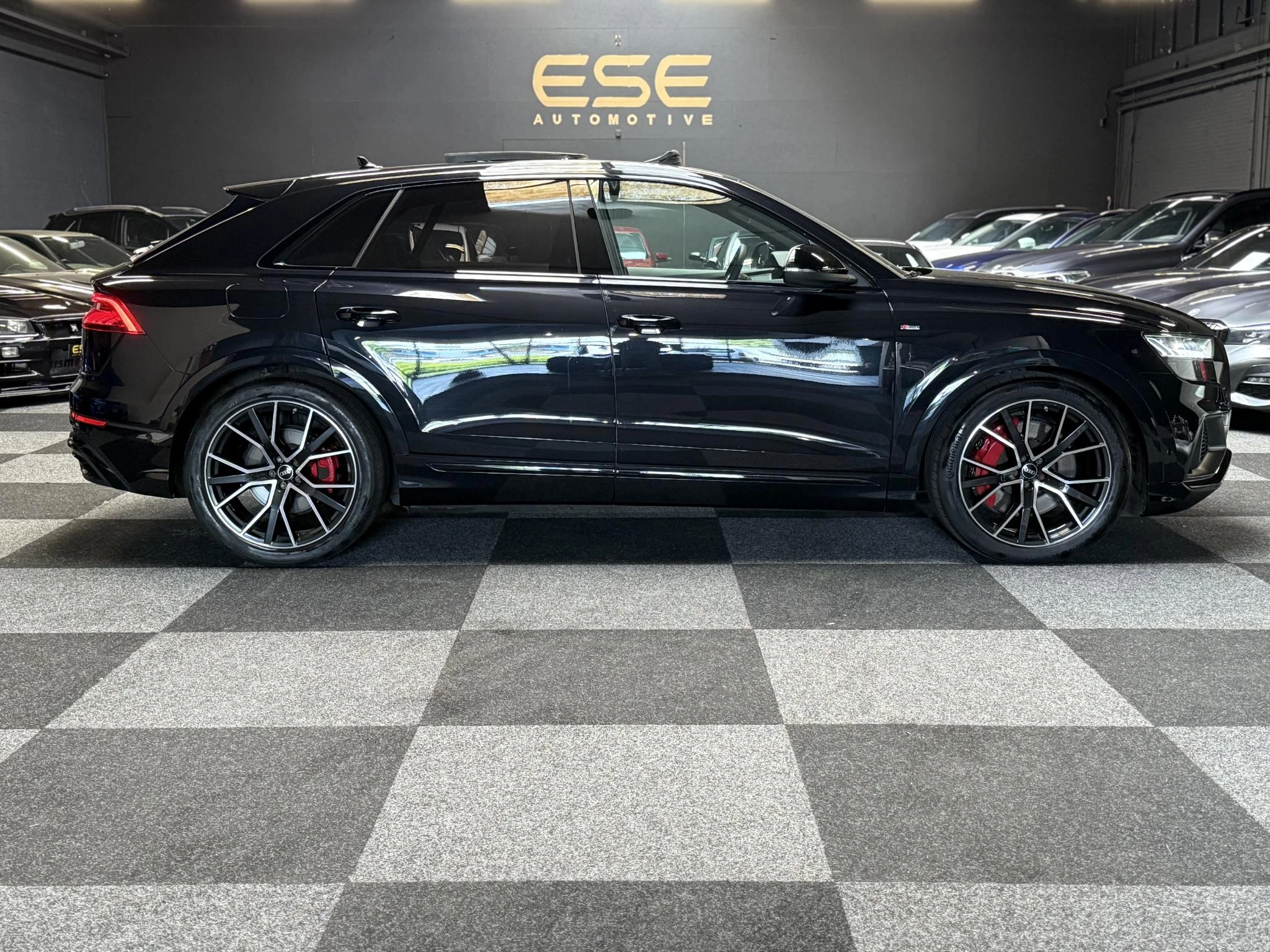 Hoofdafbeelding Audi Q8
