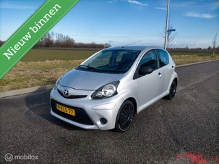 Hoofdafbeelding Toyota Aygo Toyota Aygo 1.0 VVT-i nap airco nw apk nette auto