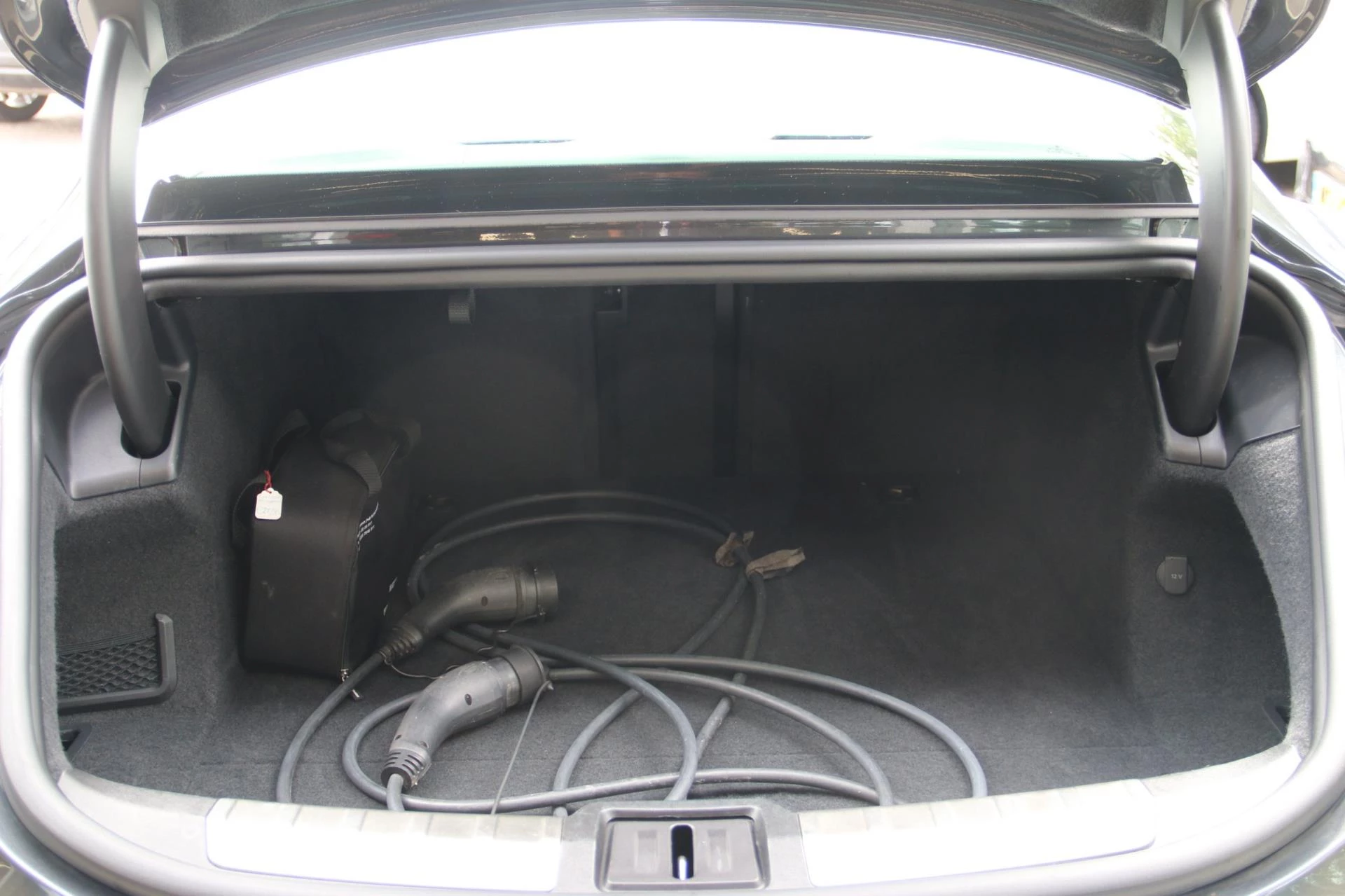 Hoofdafbeelding Porsche Taycan