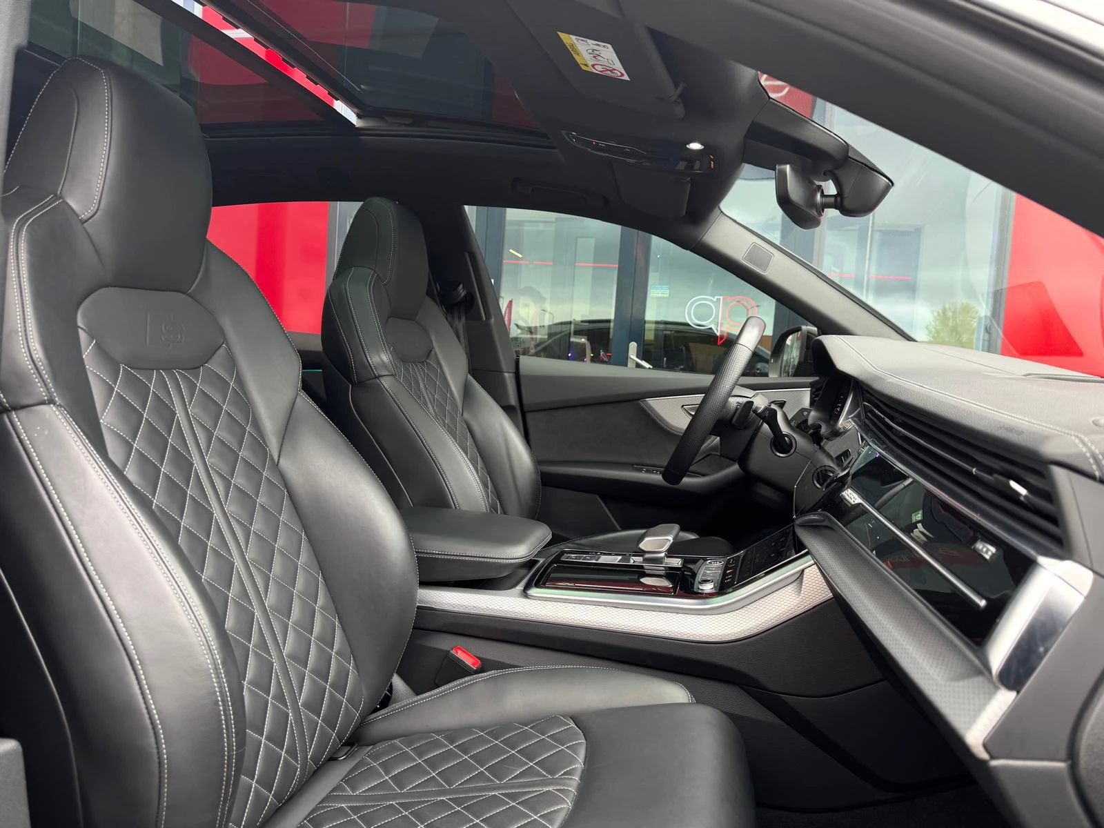 Hoofdafbeelding Audi Q8