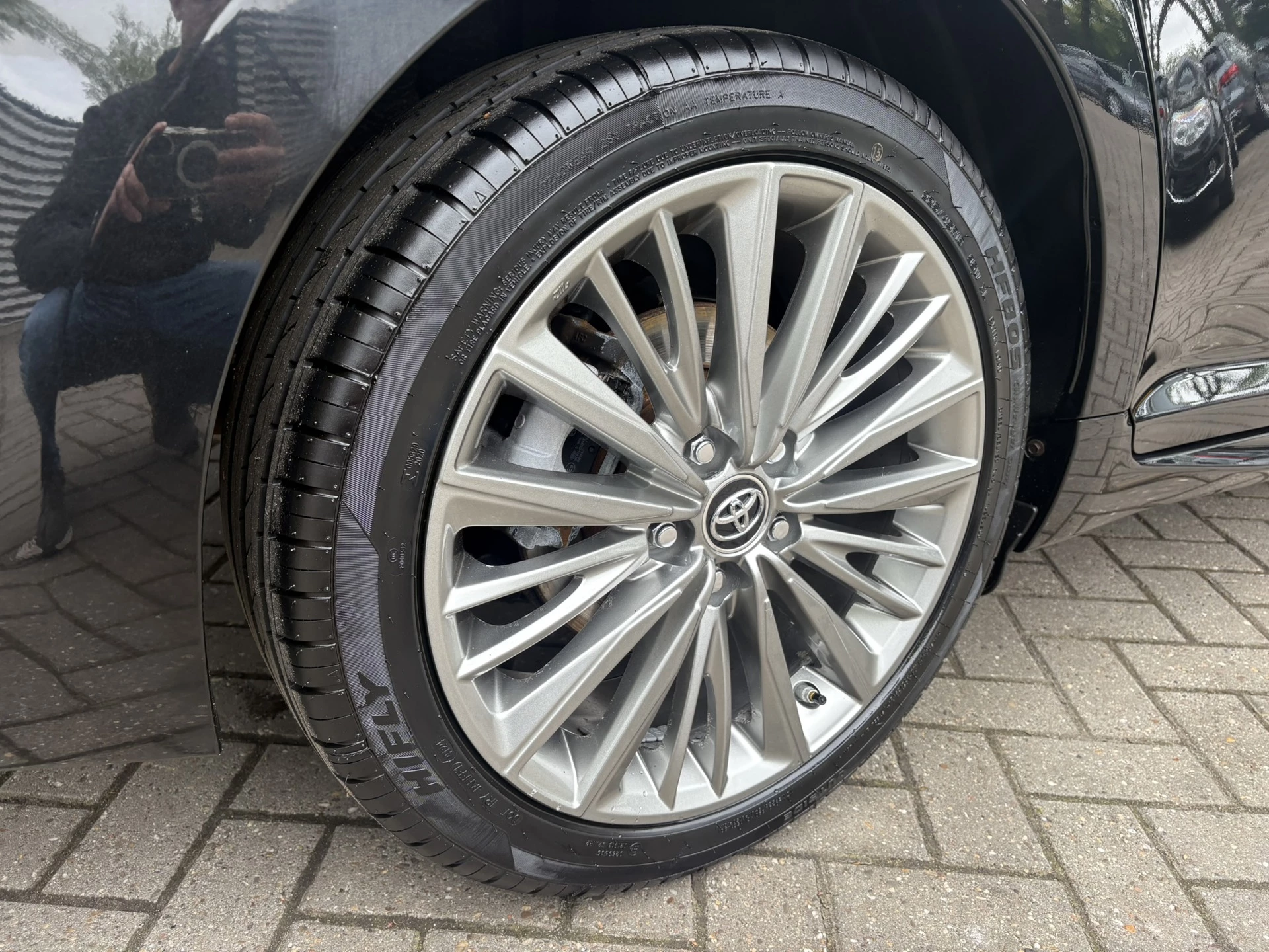 Hoofdafbeelding Toyota Avensis