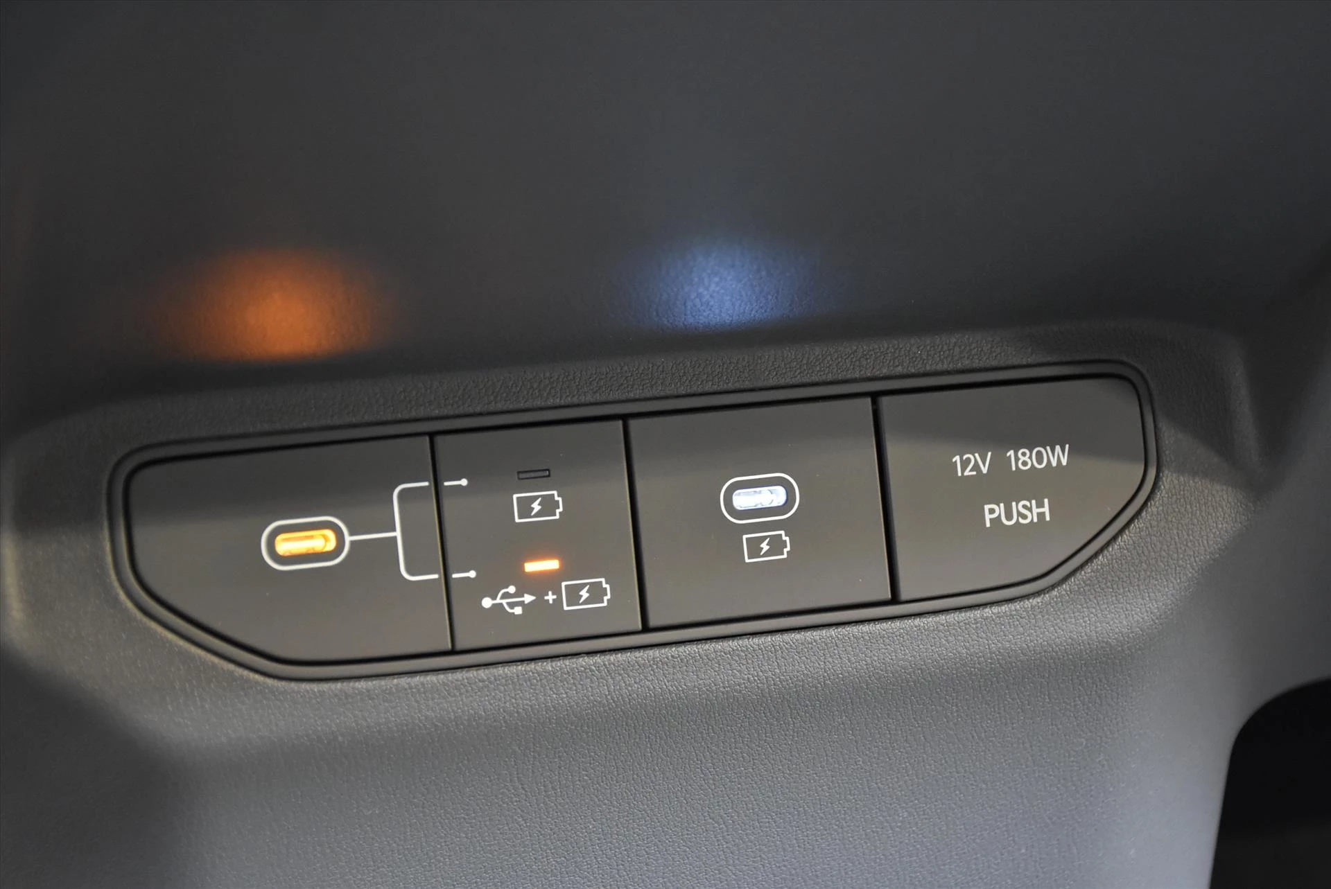 Hoofdafbeelding Kia EV3