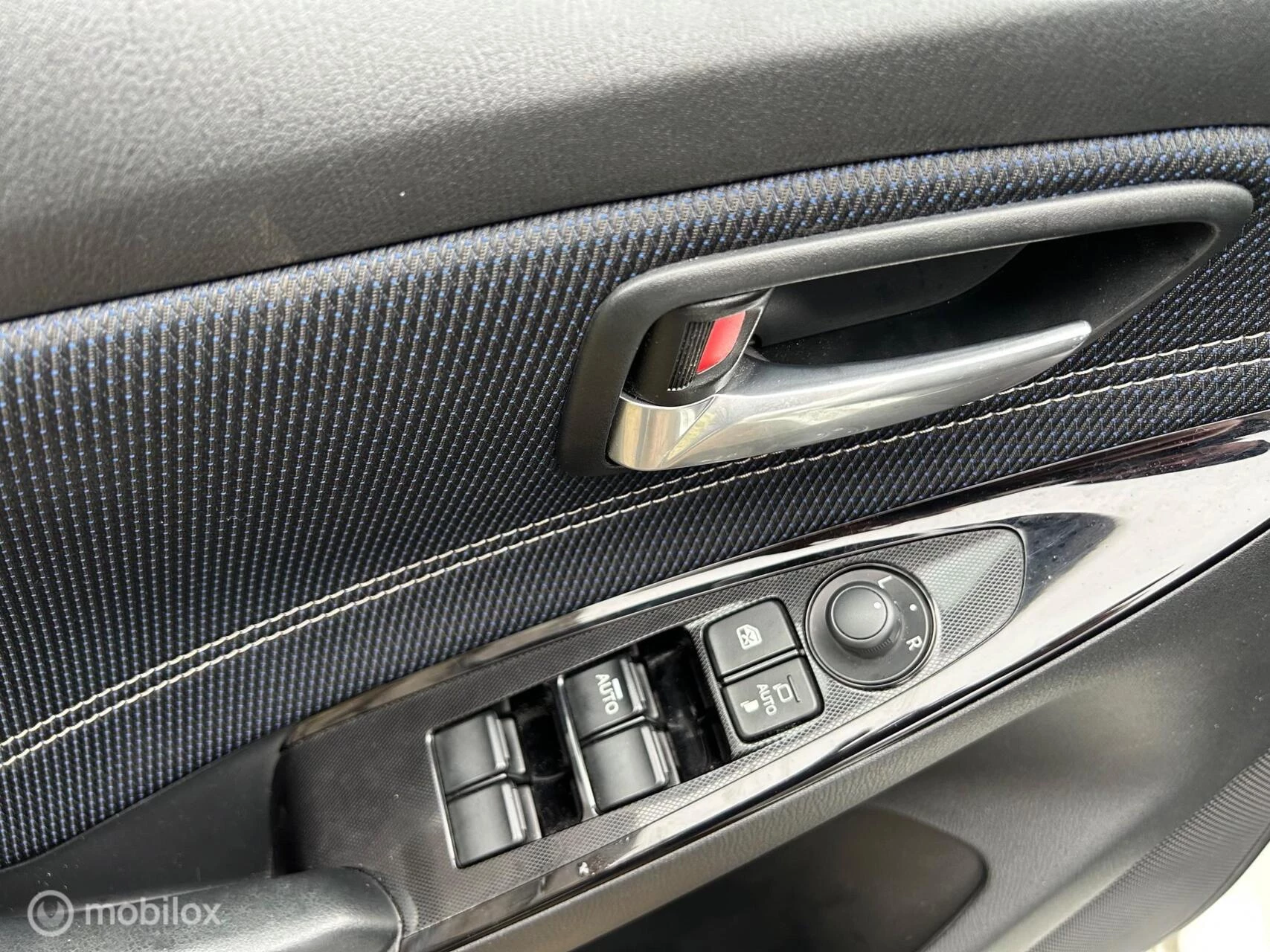 Hoofdafbeelding Mazda 2