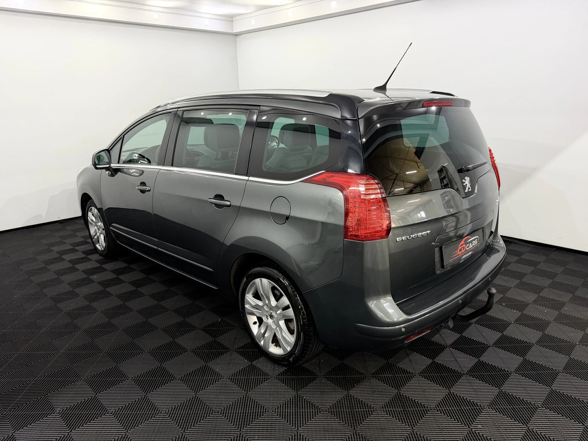 Hoofdafbeelding Peugeot 5008