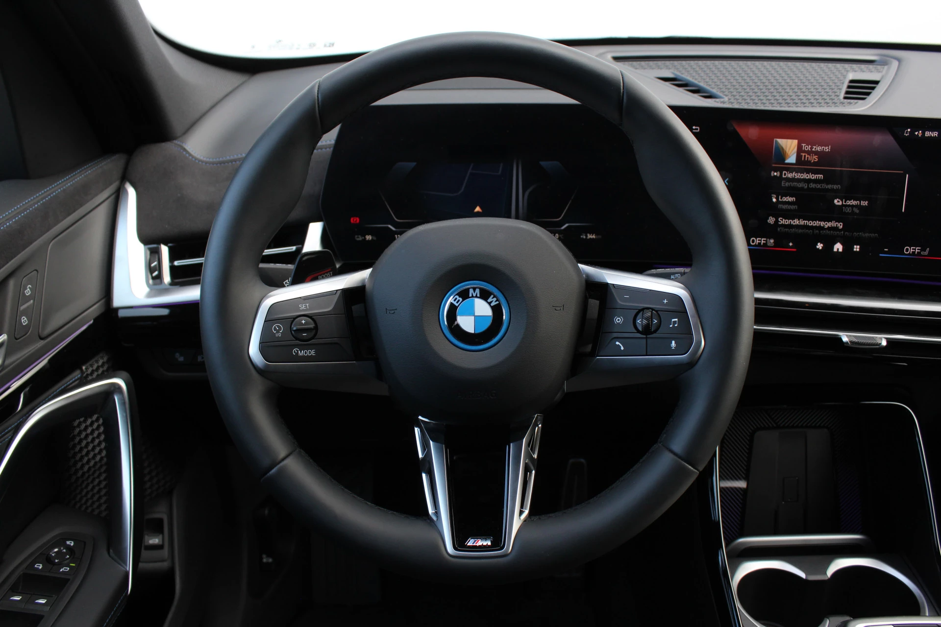 Hoofdafbeelding BMW iX1