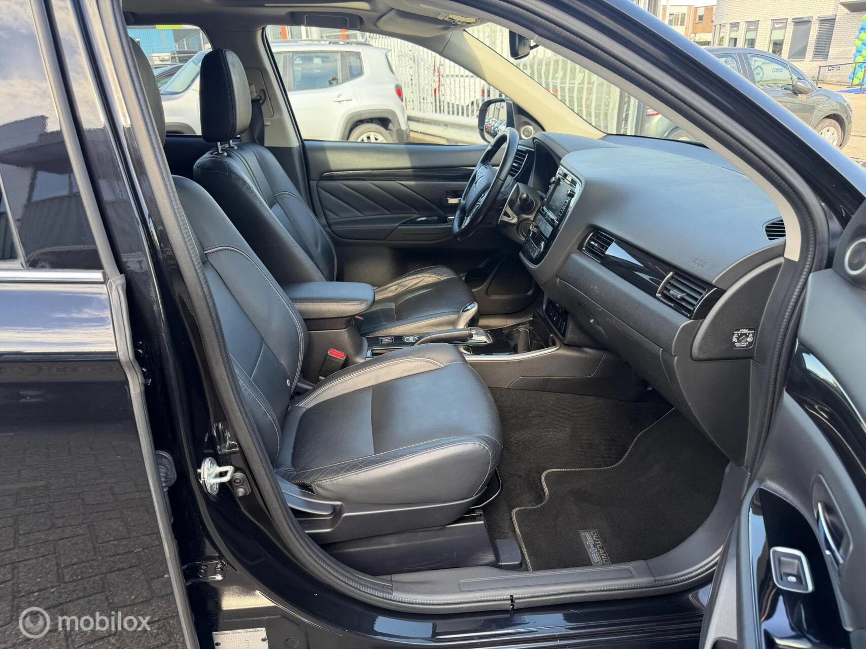 Hoofdafbeelding Mitsubishi Outlander
