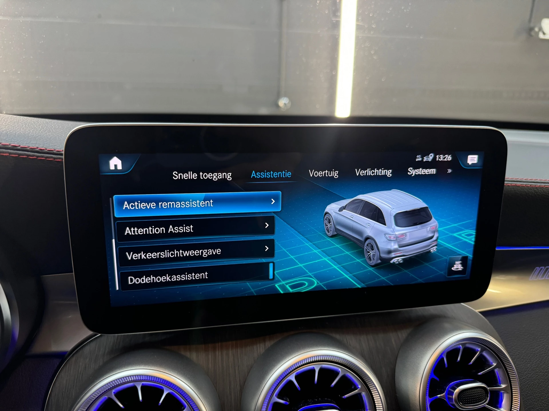 Hoofdafbeelding Mercedes-Benz GLC