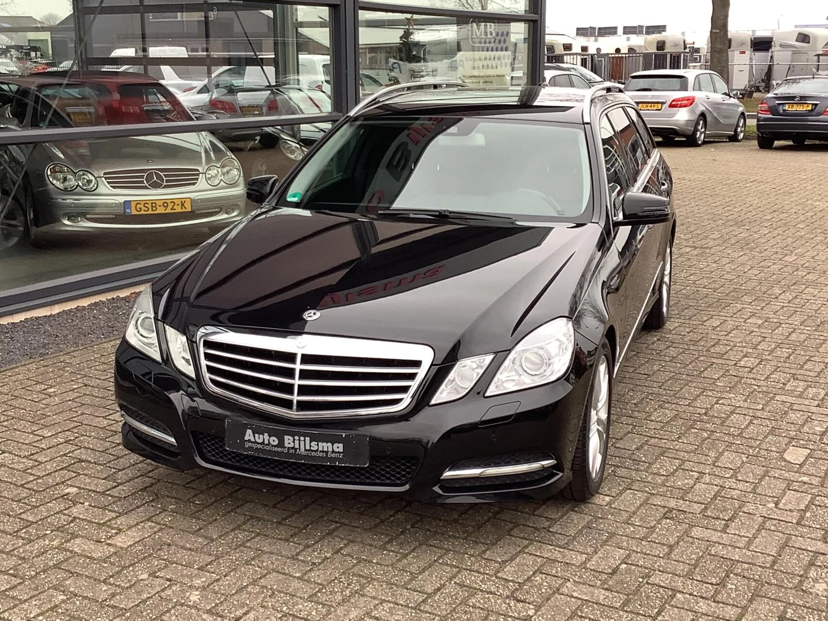 Hoofdafbeelding Mercedes-Benz E-Klasse