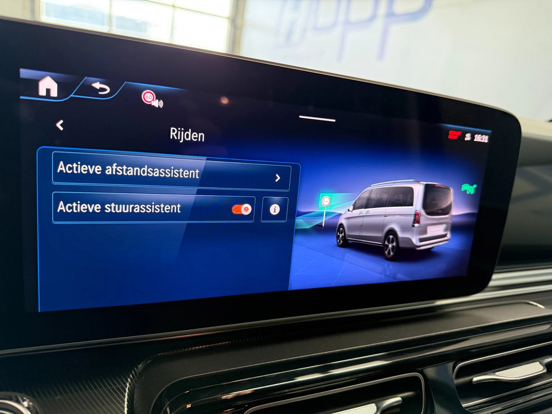 Hoofdafbeelding Mercedes-Benz EQV