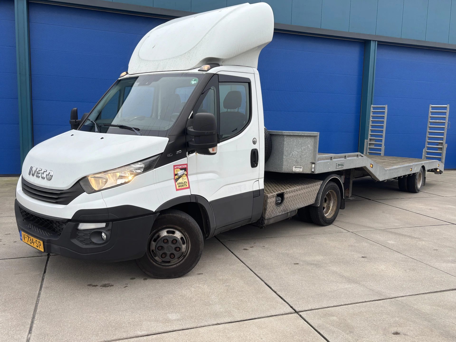 Hoofdafbeelding Iveco 40C18 3.0 180 PK Automaat Be Trekker + Veldhuizen P45-1 2019 Semi Dieplader