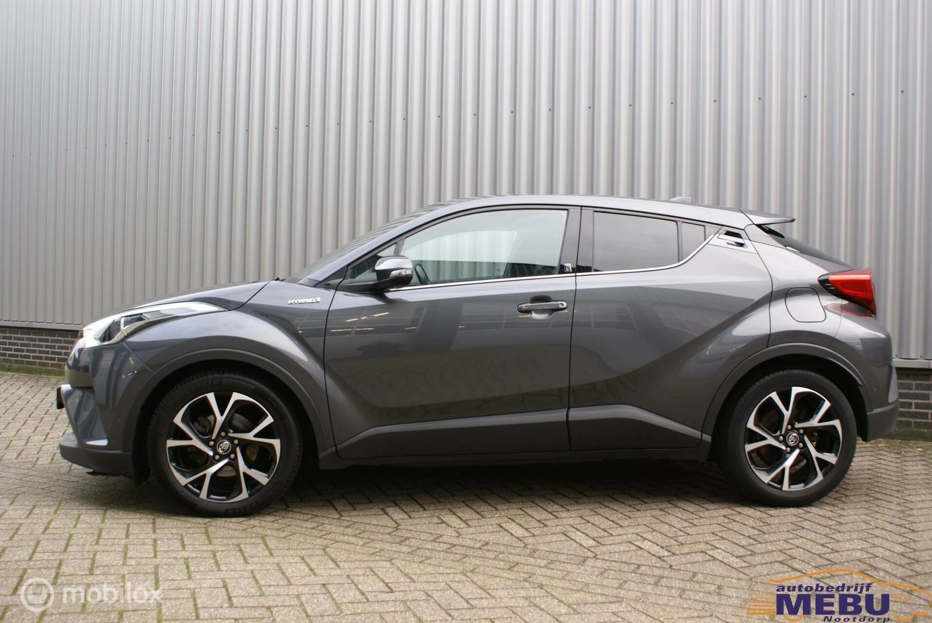 Hoofdafbeelding Toyota C-HR