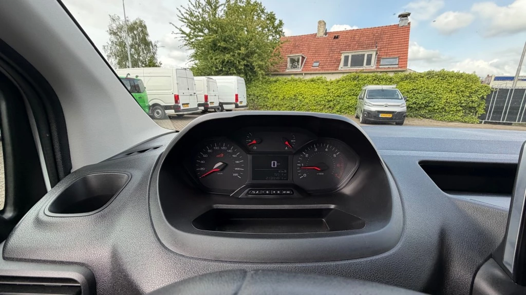 Hoofdafbeelding Peugeot Partner