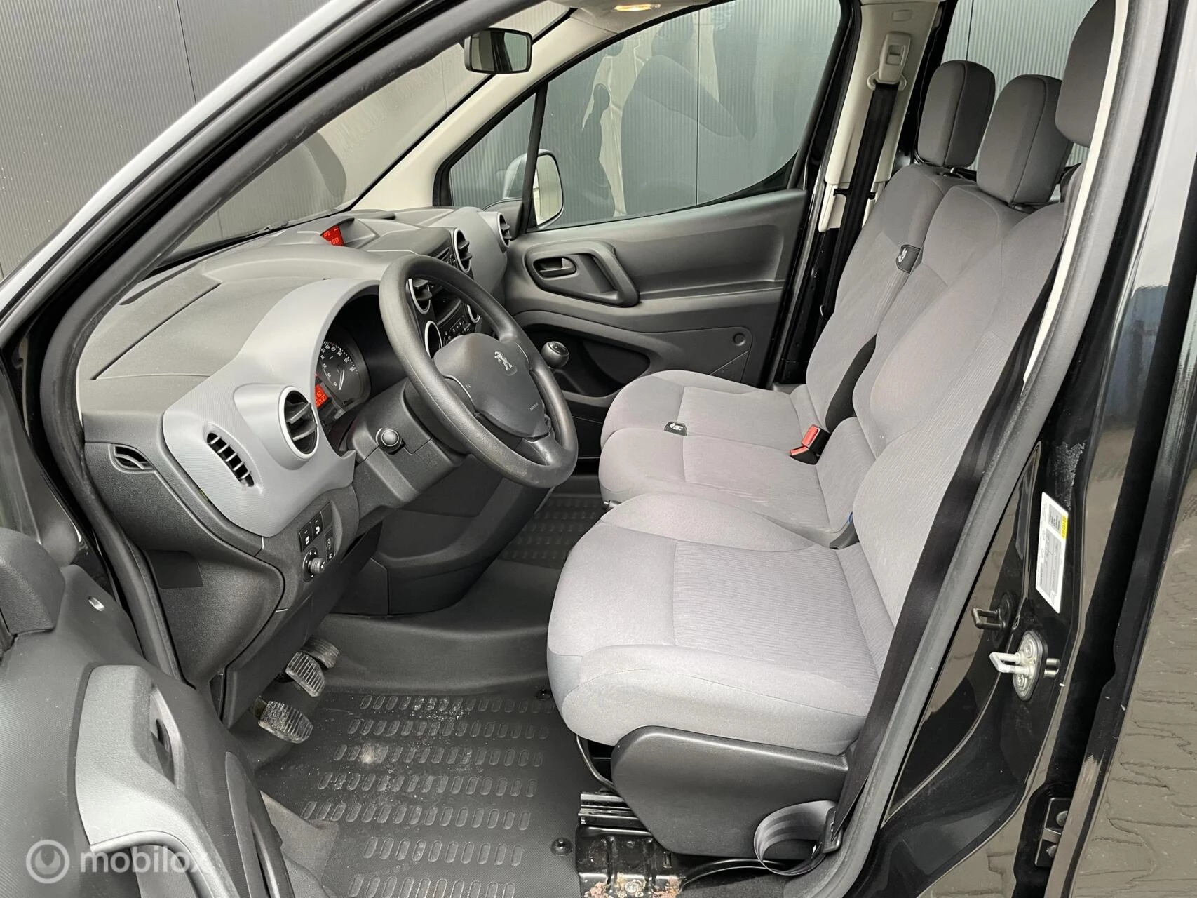 Hoofdafbeelding Peugeot Partner