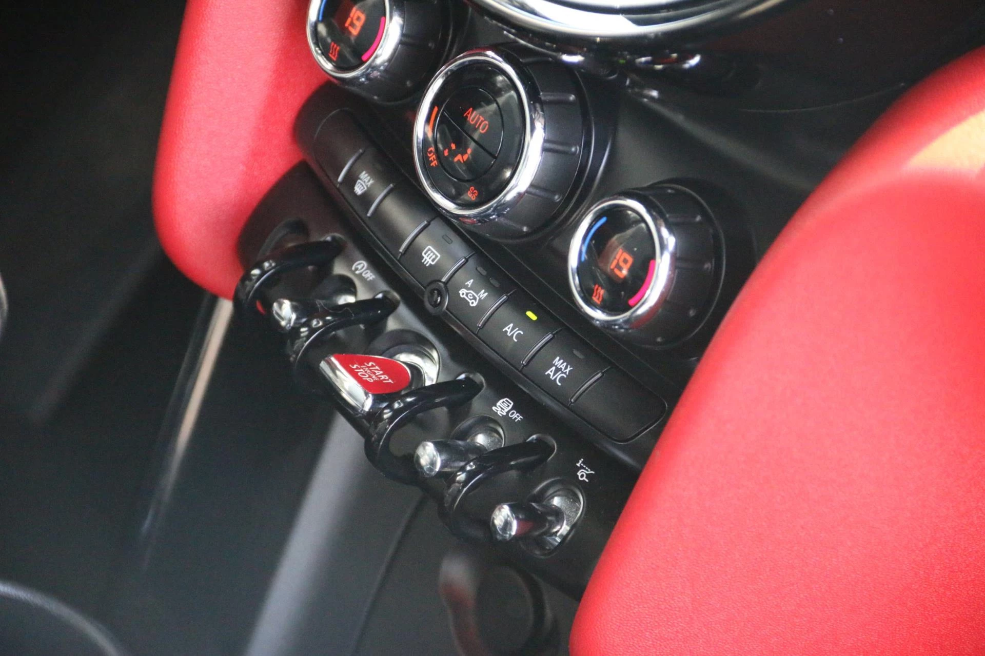 Hoofdafbeelding MINI Cooper