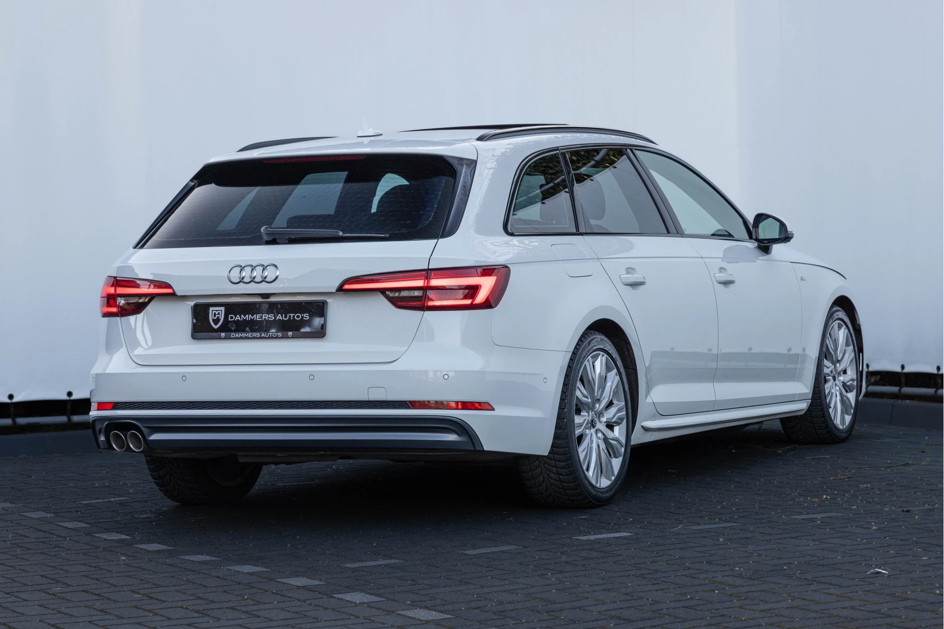 Hoofdafbeelding Audi A4