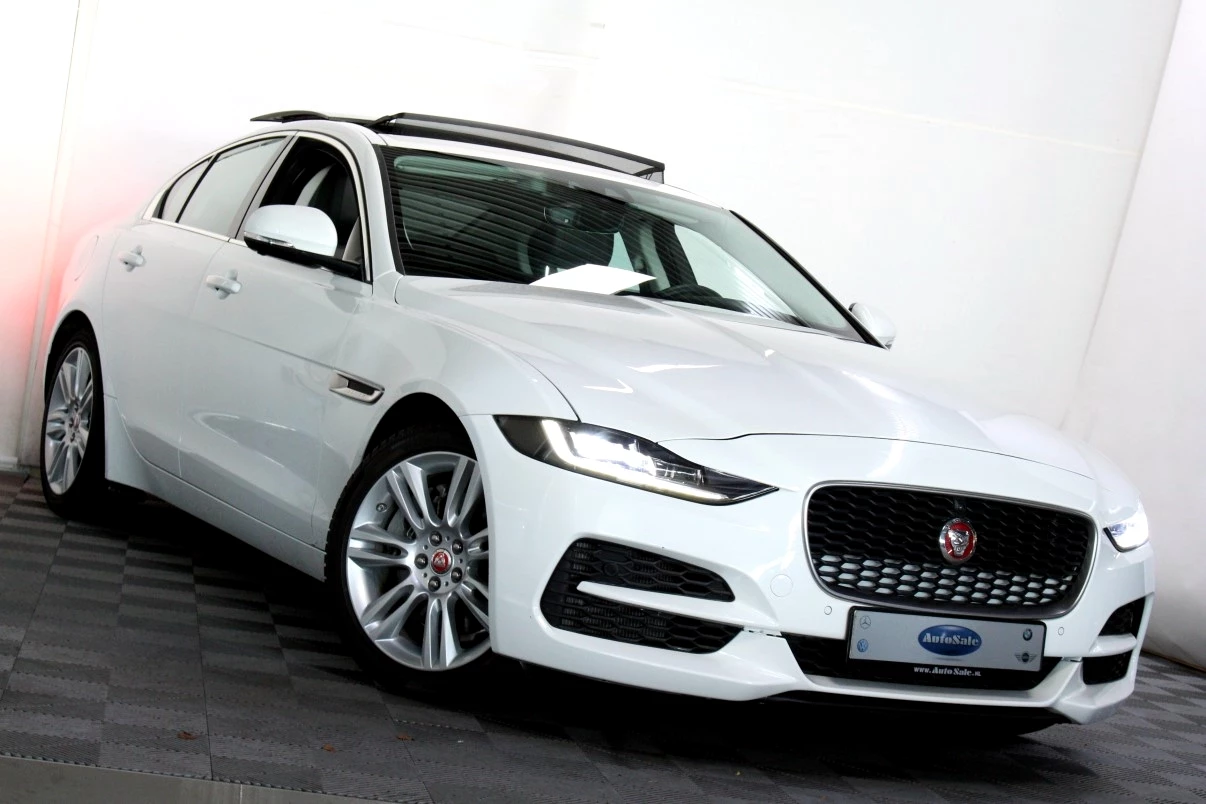 Hoofdafbeelding Jaguar XE