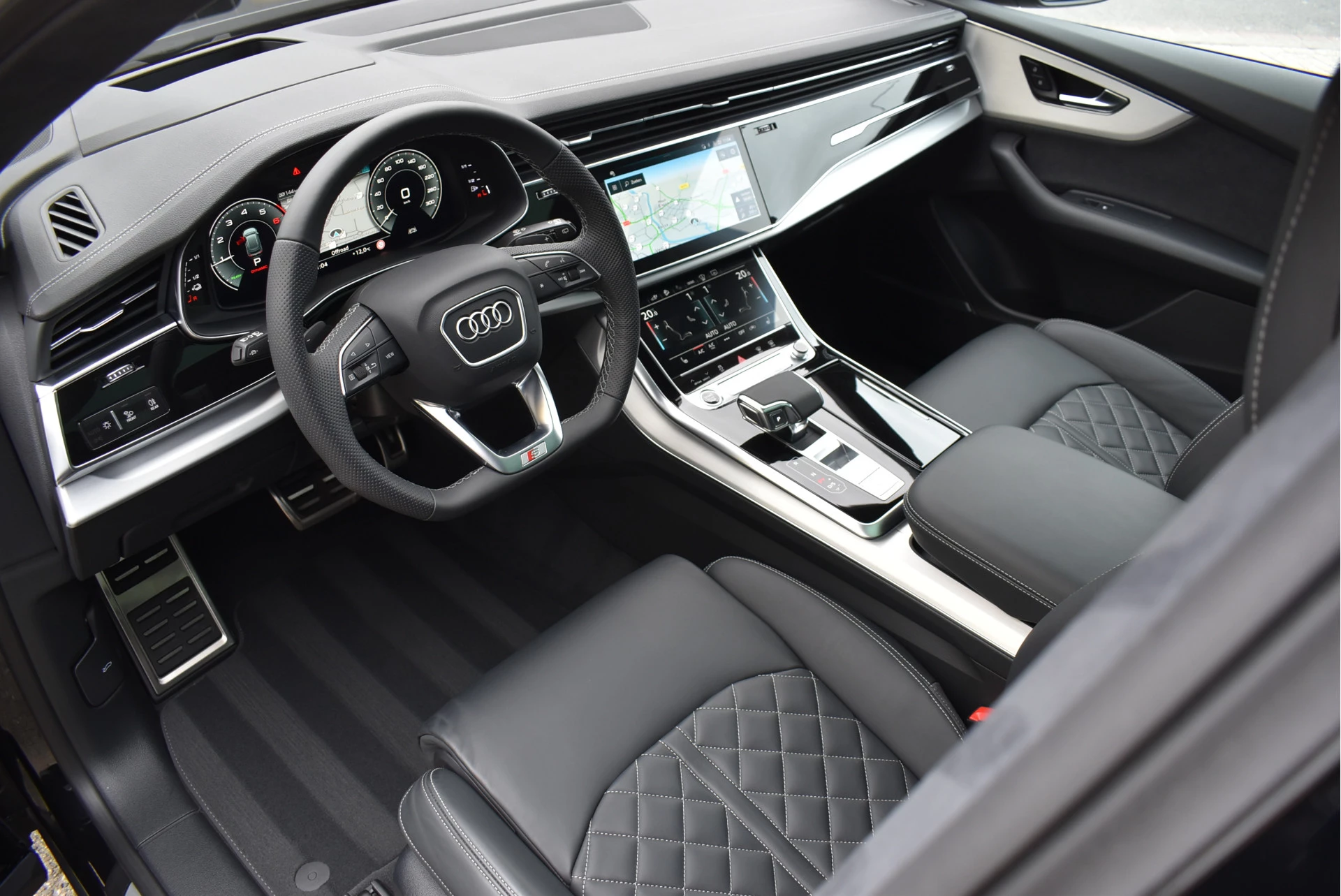 Hoofdafbeelding Audi Q8
