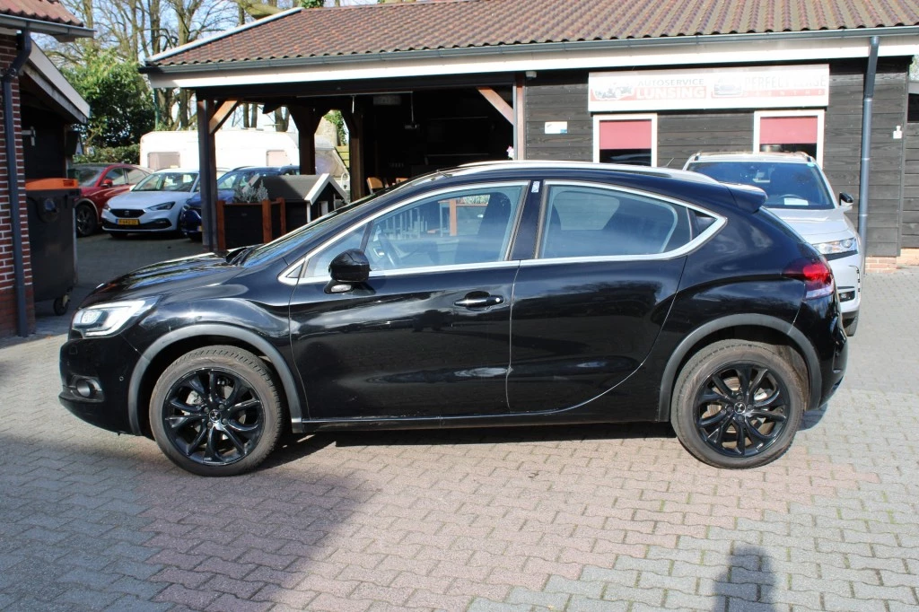 Hoofdafbeelding DS DS 4