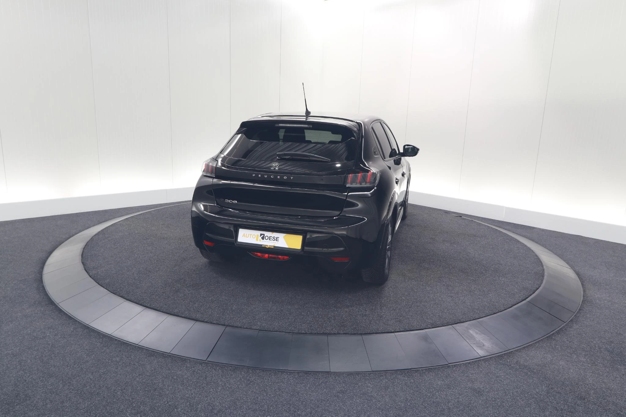 Hoofdafbeelding Peugeot e-208