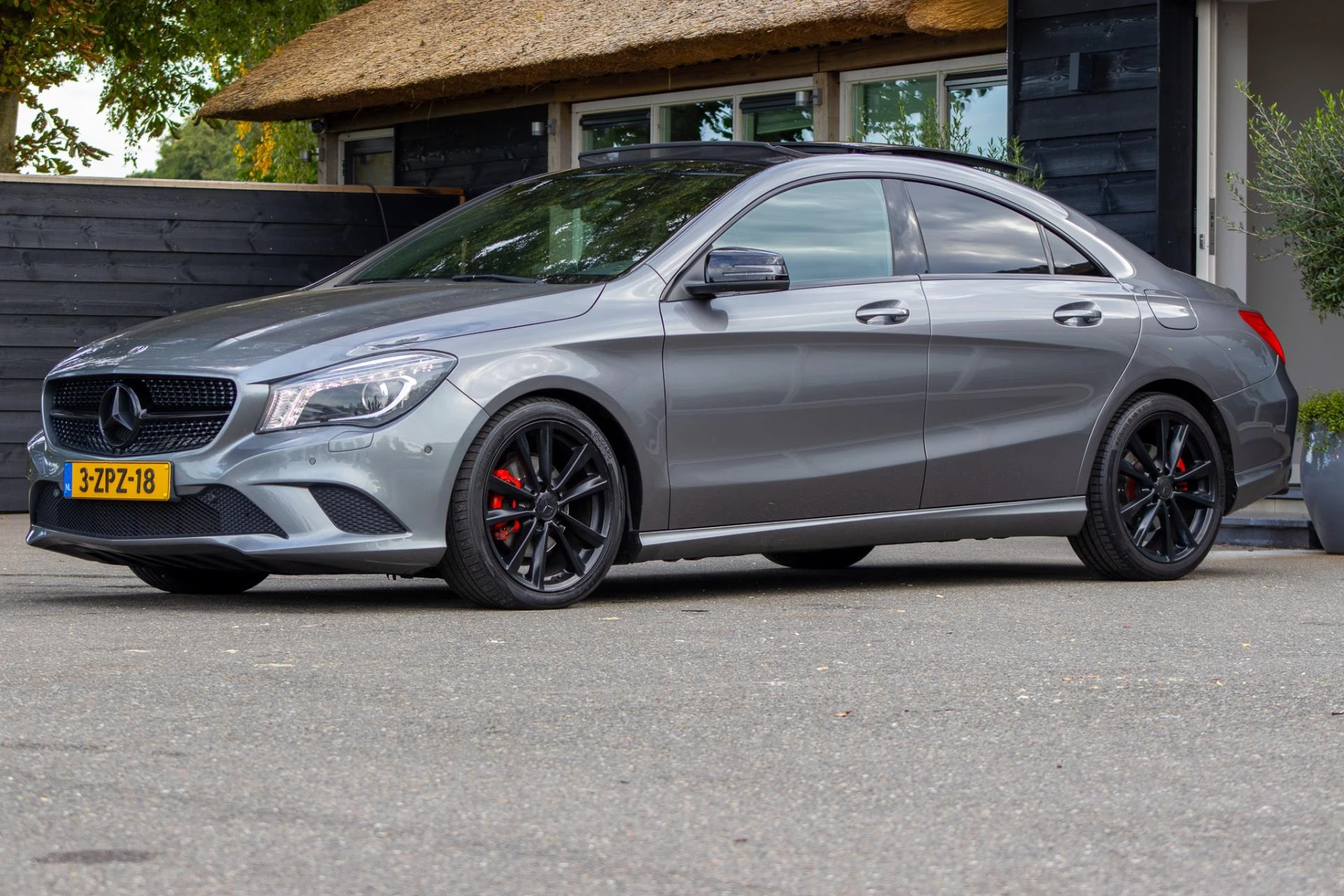 Hoofdafbeelding Mercedes-Benz CLA