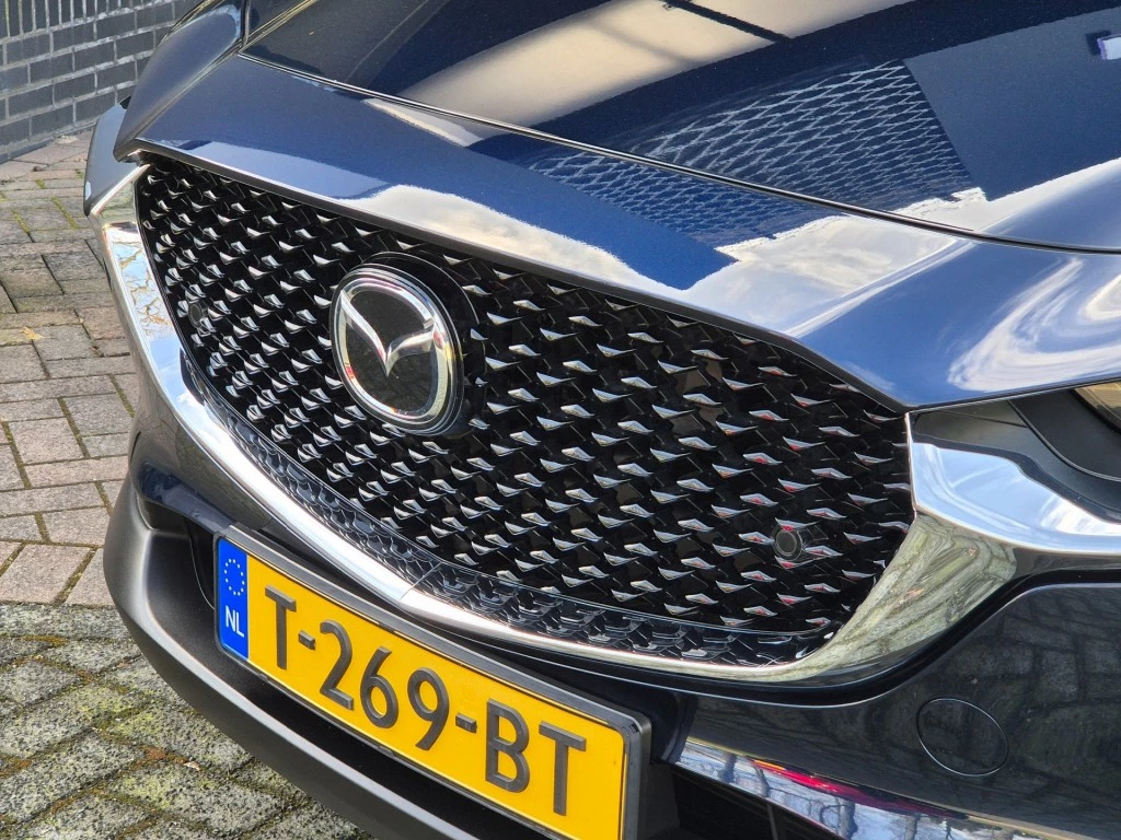 Hoofdafbeelding Mazda CX-30