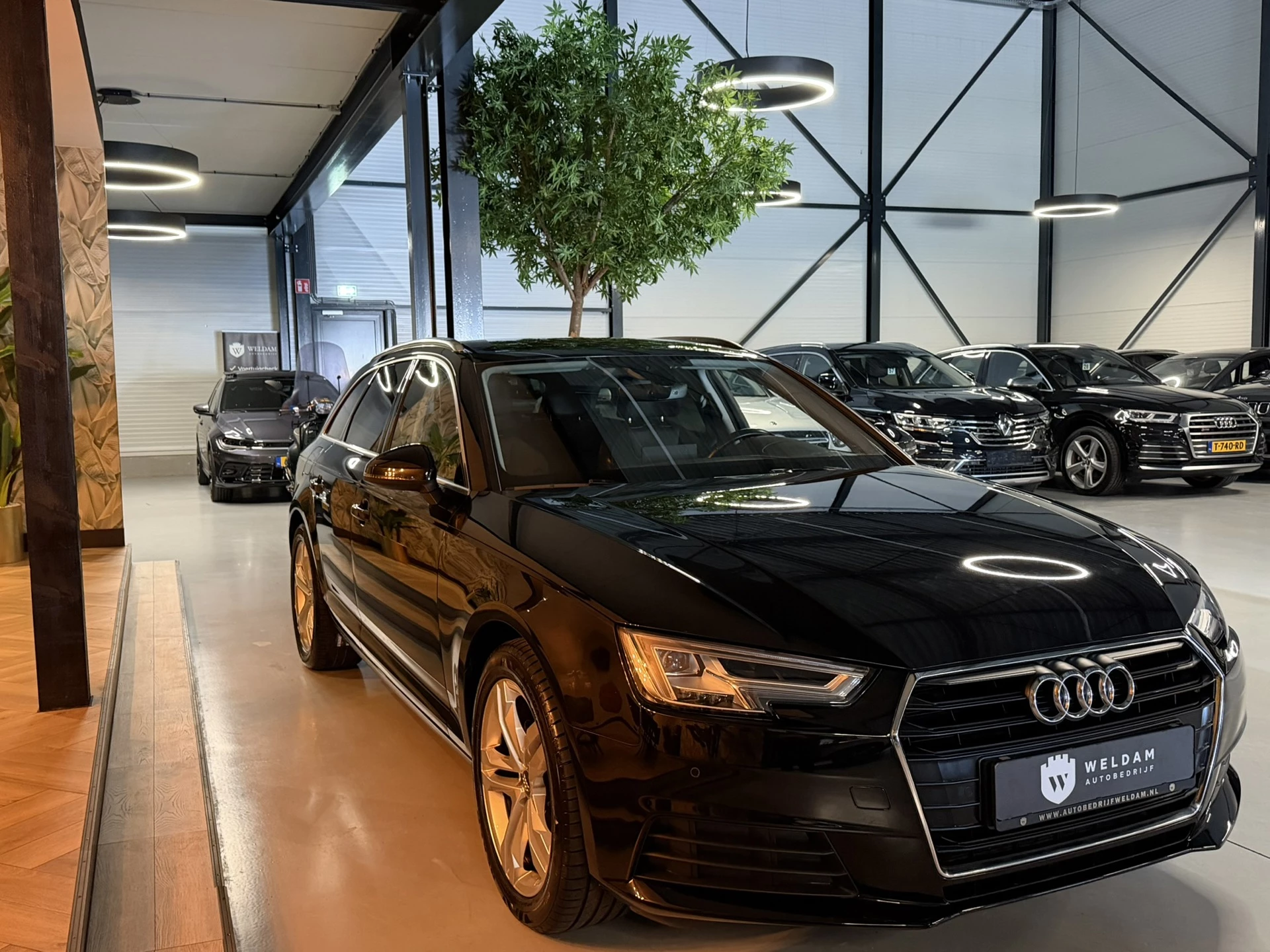 Hoofdafbeelding Audi A4