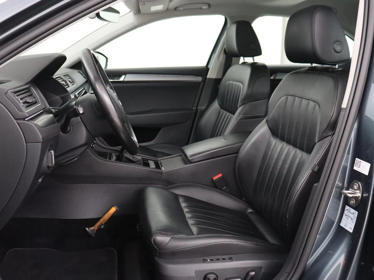 Hoofdafbeelding Škoda Superb