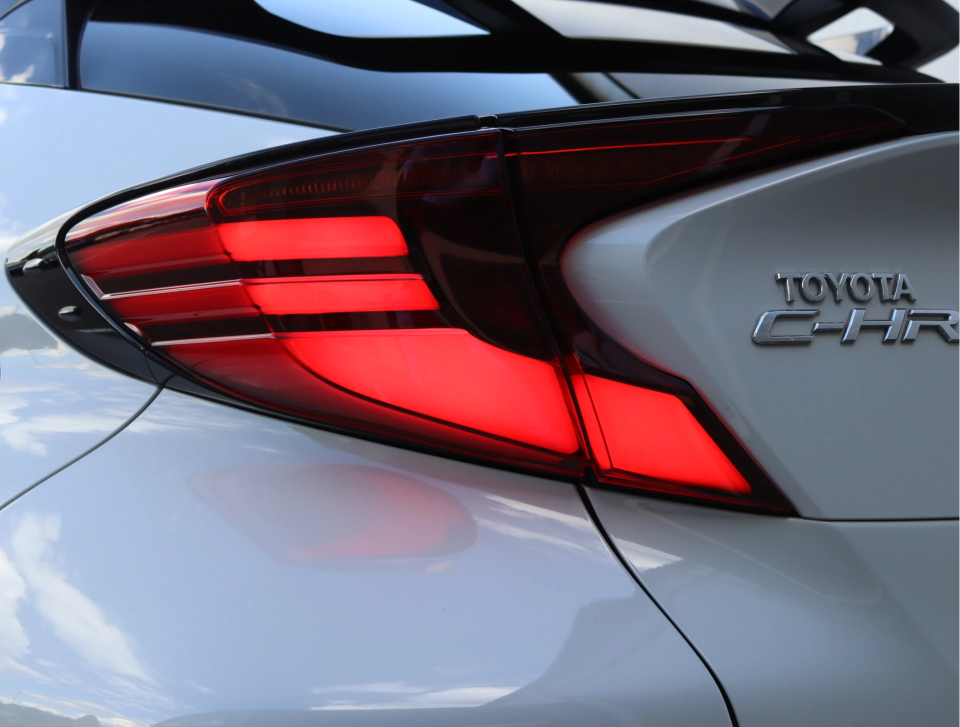 Hoofdafbeelding Toyota C-HR