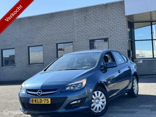 Opel Astra 1.4 Berlin|Navi Clima Cruise LED Trekhaak NAP APK