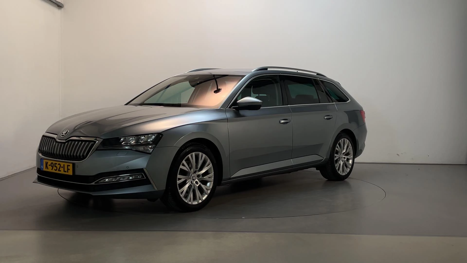 Hoofdafbeelding Škoda Superb